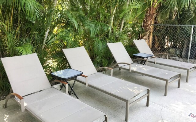IRB Poolside Unit A Star5vacations