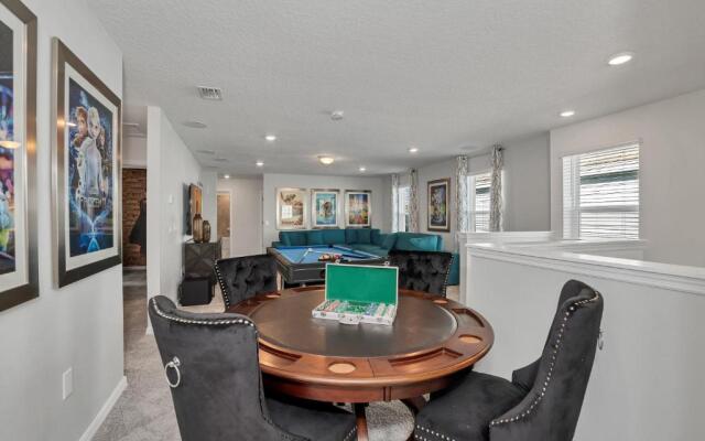 Private Pool Villa W/pool Table, On-site Waterpark