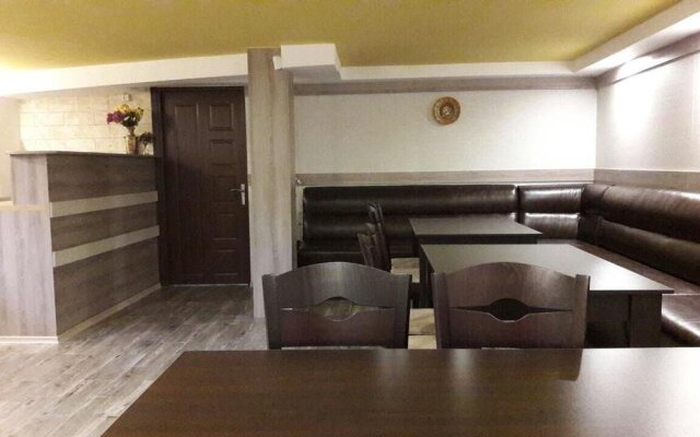 Advel Guest House