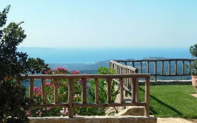 Malathiros Villas