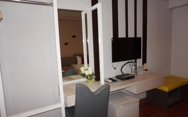 SF Biz Hotel