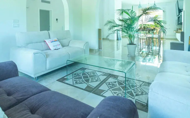 Villa Menea con Piscina e SPA