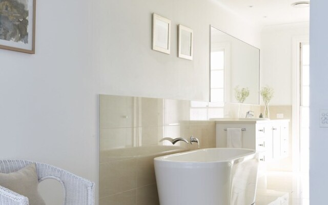 The Hamptons Hinterland Retreat