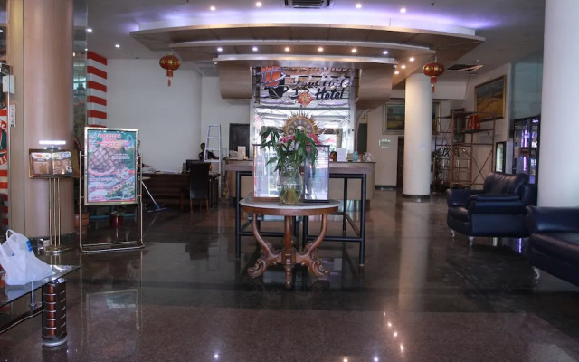 Capital O Business Hotel