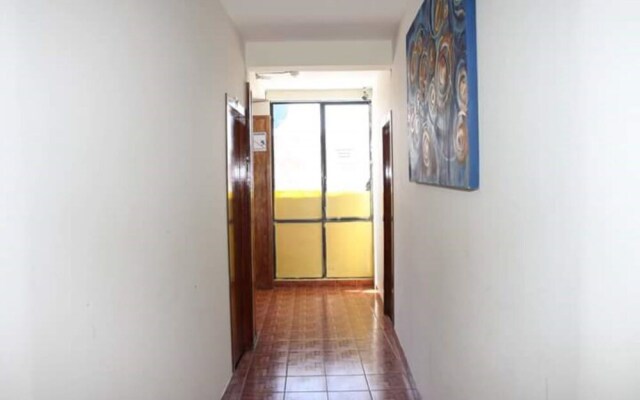 Hostal El Lobo - Hostel