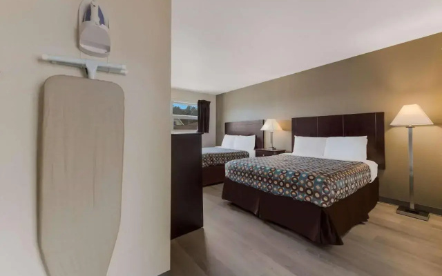 Americas Best Inns Iron Mounta