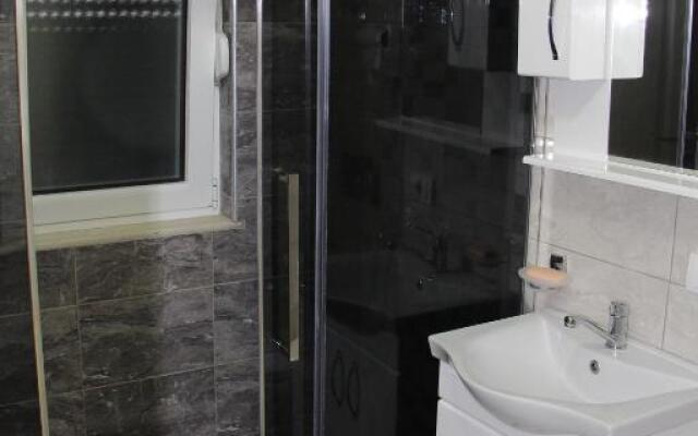 Apartments Amira