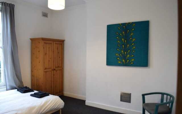 2 Bedroom Flat Sleeps 4 In Clapton