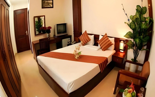 Hanoi Street Hotel