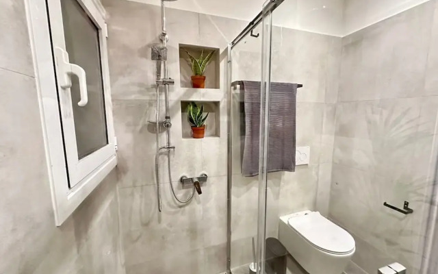 O&O GROUP -Classy Urban Haven Near Psyri