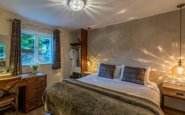 Lakes Spa Apartments