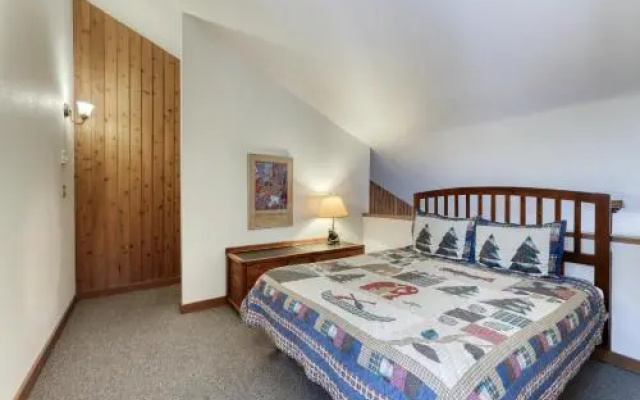 Mt Bachelor Village Ski House #244