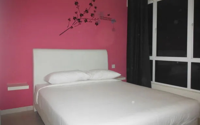 Smile Hotel Seri Kembangan