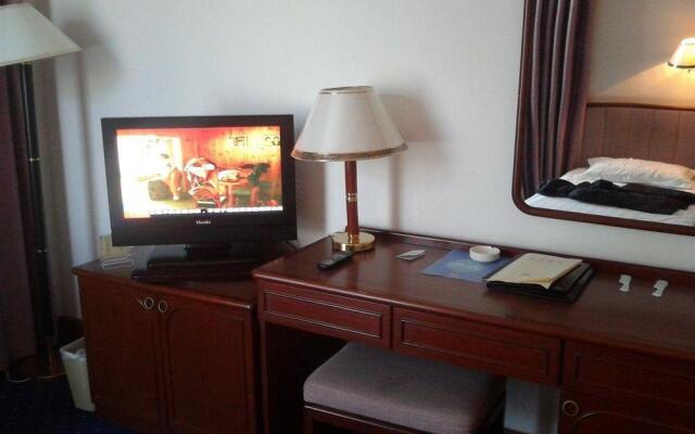 Zhongguo Hualu Hotel - Dalian