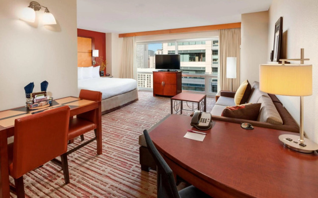 Residence Inn by Marriott Chicago Downtown / River North