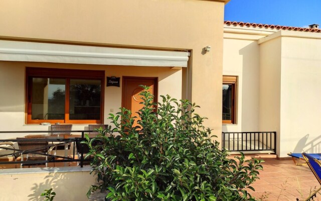 Villa Stefanos, Sea View, Private Pool, Near Sea