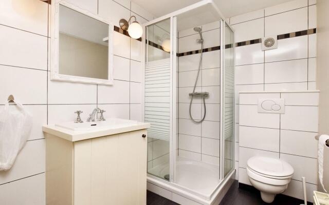 Fine Group House With Sauna Garden