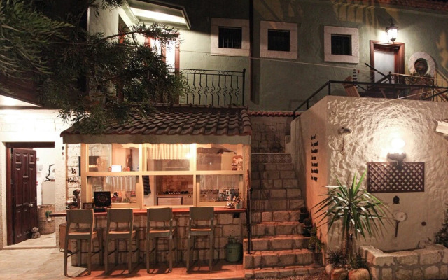 Zevkliler Alacati Boutique Hotel & Fine Dining