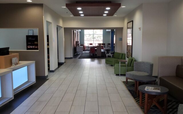 Holiday Inn Express Hotel & Suites Weslaco by IHG