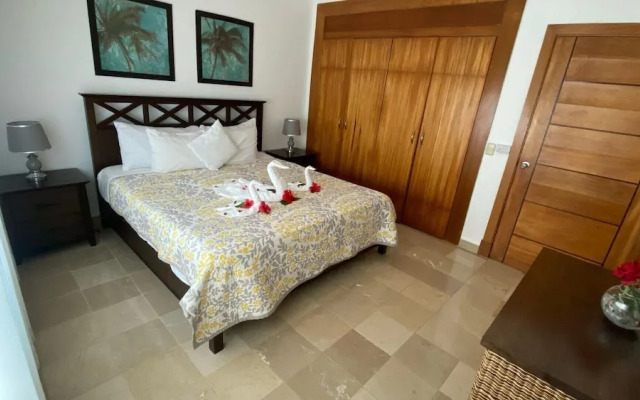 Penthouse With Rooftop and Pool & Beach Access