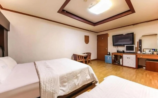 Prince Motel