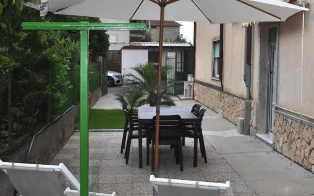 Via Battisti 231 1