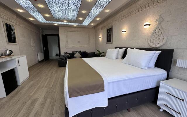 Beyaz Köşk Hotel & Cafe