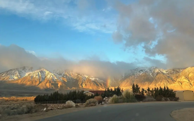 The Palisades Lodge of Big Pine