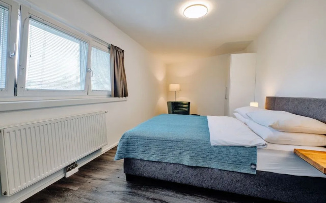 URBAN ISLAND - Riverside Apartments