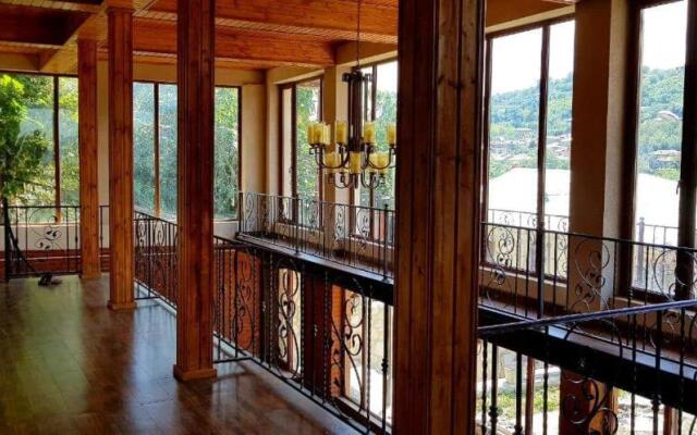 Philia's Guest House
