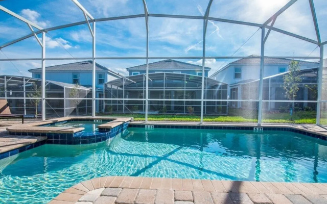 8942tw 8 Bedroom Villa by RedAwning