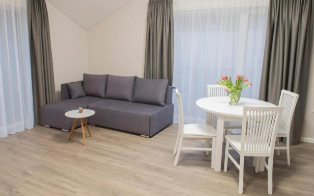 Green Hill Apartments