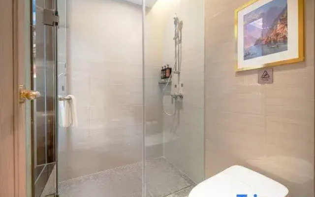 Vienna Hotel 5.0Langfang High-speed Rail Station Branch