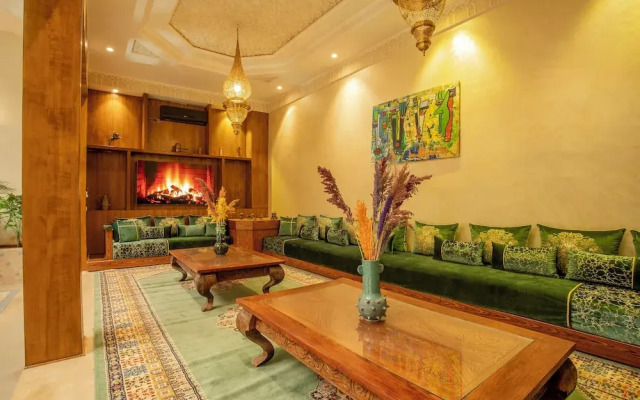Riad Azia