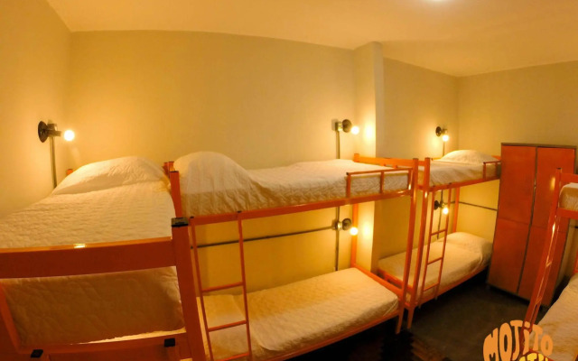 Mojito Hostel