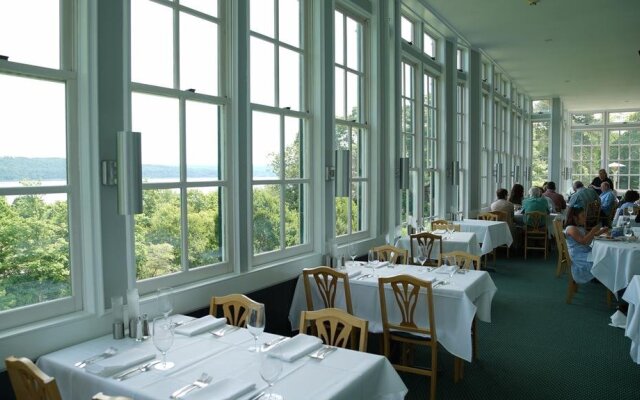 Inn at Taughannock Falls