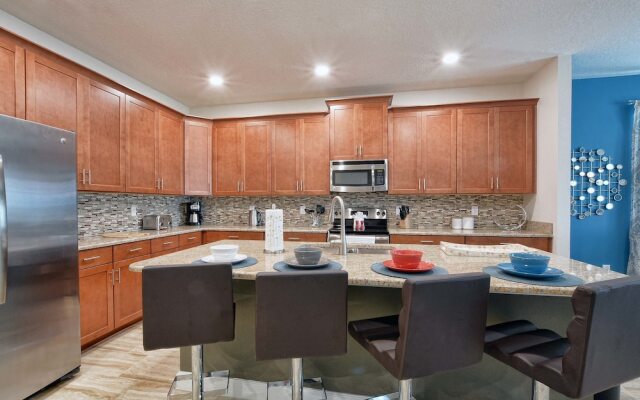 Storey Lake-6 Bedroom Pool Home-1651ST