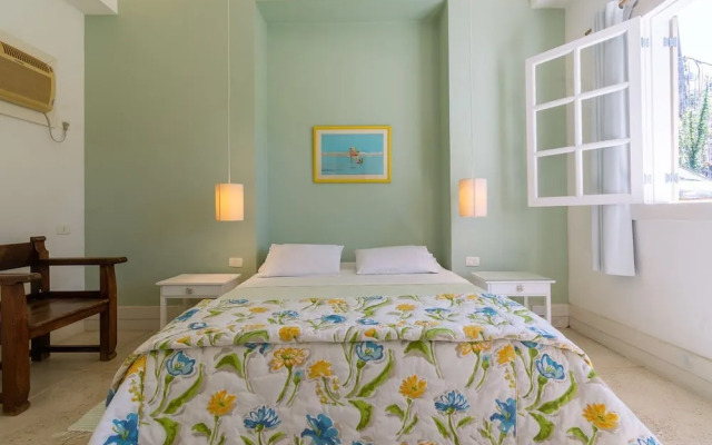 Excelente casa com piscina Armação