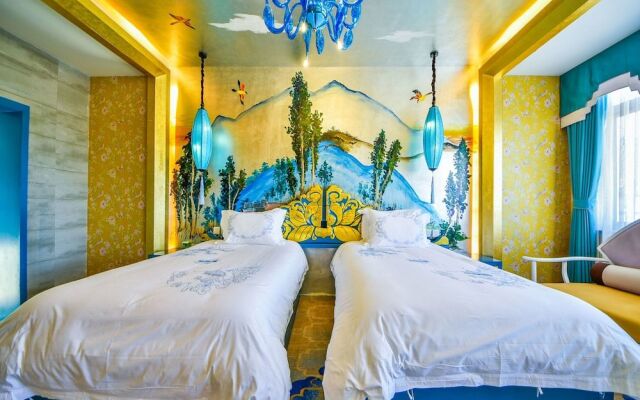 Floral Hotel Dali New Zhaoli