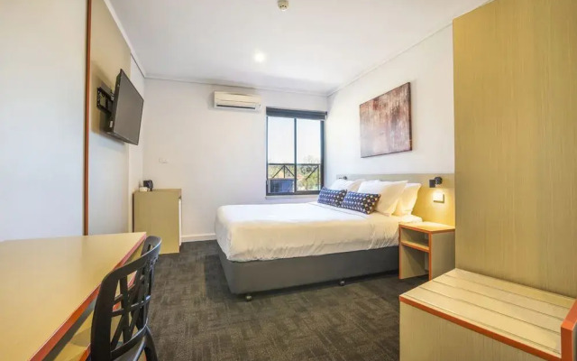 Rose & Crown Hotel Adelaide