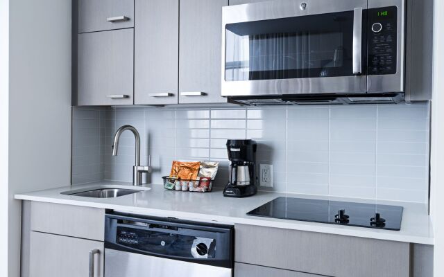 Hyatt House Washington DC/The Wharf