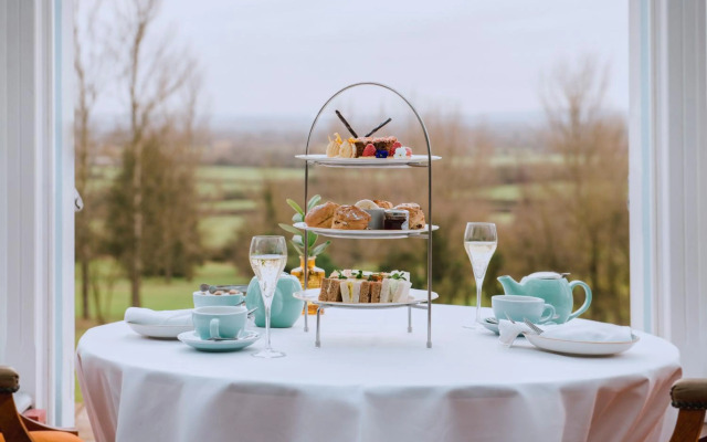 Cricklade House Hotel, Sure Hotel Collection by Best Western