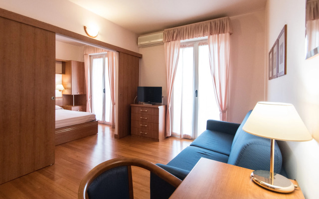 Loano 2 Village Hotel