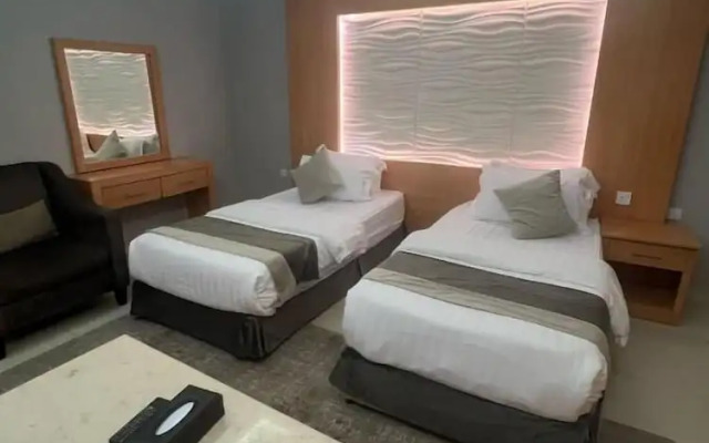SMO Suite Hotel