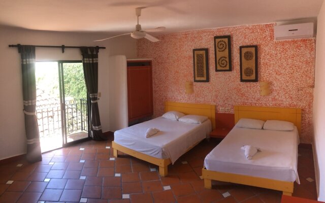 Hotel Plaza Phocea