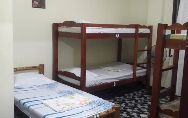 Villavante Backpackers Lodge - Hostel