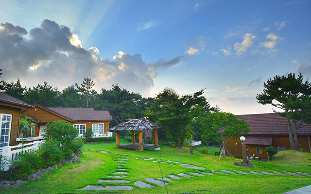 Jejudaeseong Rest Village Pension