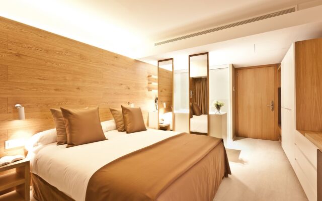 Leonardo Boutique Mallorca Port Portals - Adults Only