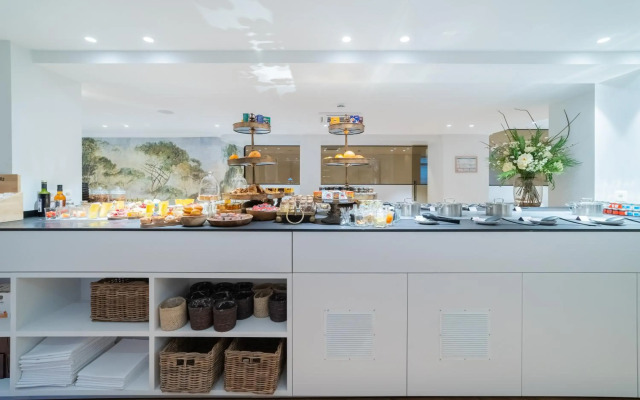 Grand Hotel Normandy by CW Hotel Collection