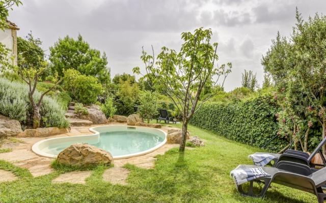 Sun-kissed Holiday Home in Salemi With Garden